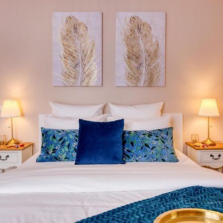 Studio Hôtel - Lit King Size - Parking - Wifi - Proche CDG Livry-Gargan Exterior foto