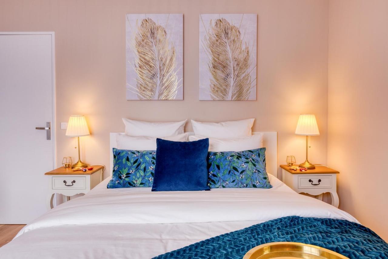 Studio Hôtel - Lit King Size - Parking - Wifi - Proche CDG Livry-Gargan Exterior foto